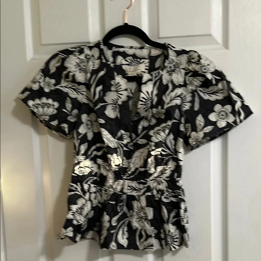 Anthropologie The Somerset Blouse Black & White Floral V-Neck Puff Sleeve Peplum - Picture 2 of 11